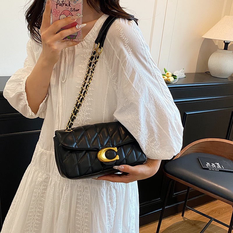 여성 퀼트 가죽 숄더백 명품 C 로고 골드 체인 크로스 - Luxury Quilted Bags 리뷰 및 가격