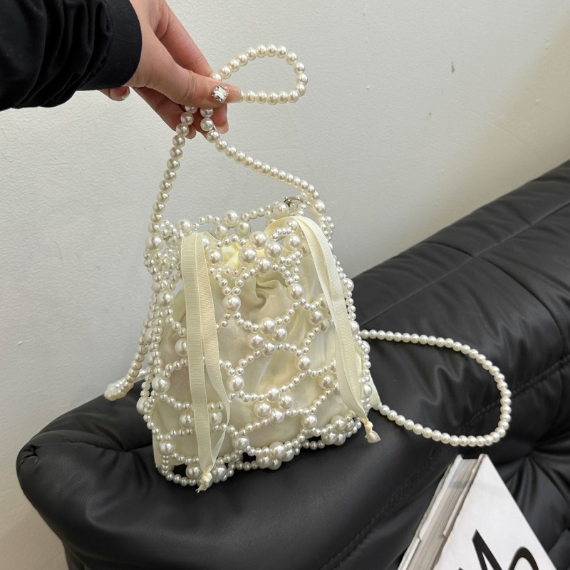화이트 비즈 버킷 숄더 및 크로스바디 백 여성을 위한  - Luxury Bags On Sales 리뷰 및 가격