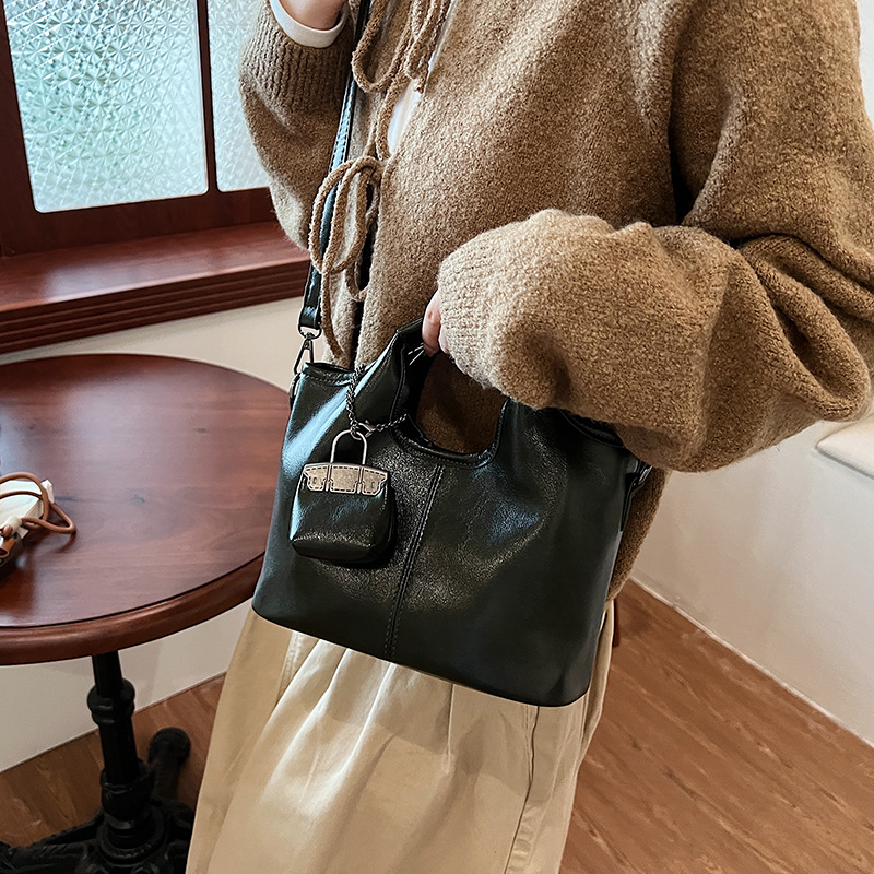 고품질 인기 도매 니치 디자인 레트로 패션 겨드랑이 크 - Luxury Bags Sell 리뷰 및 가격
