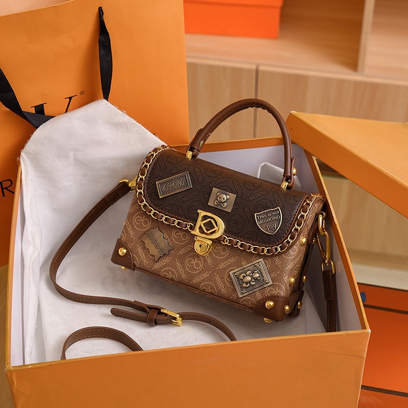 고품질 인기 도매 신상 니치 디자인 레트로 럭셔리 배지 - Luxury Bags Sell 리뷰 및 가격