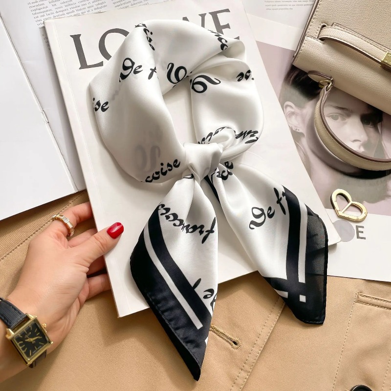 여성 고급 실크 새틴 스퀘어 스카프 우아한 꽃무늬 프린 - Luxury Bags China 리뷰 및 가격