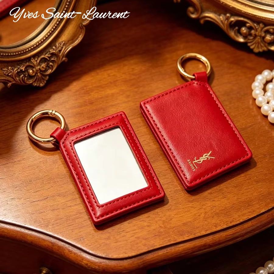 YSL 레드 가죽 사각 미니 포켓 터치업 메이크업 거울 - Luxury Bags Mini 리뷰 및 가격
